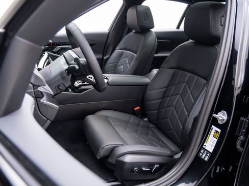 New 2026 BMW 530i xDrive 530i xDrive image 15