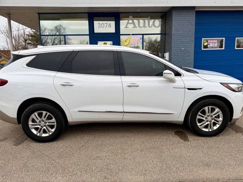 Used 2020 Buick Enclave Essence AWD/4WD image 4
