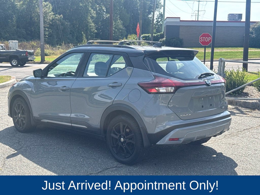 Used 2021 Nissan Kicks SR w/ SR Premium Package FWD image 5