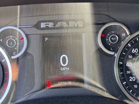 Used 2025 RAM 2500 Tradesman AWD/4WD image 11