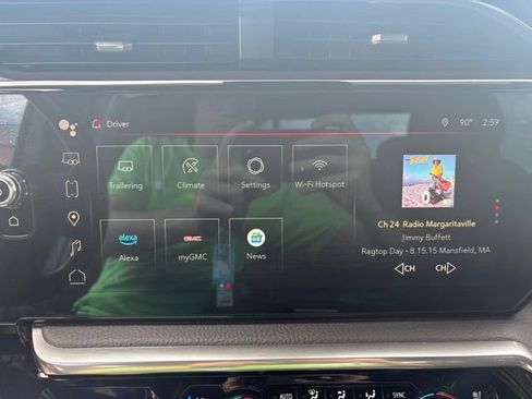 Used 2023 GMC Sierra 1500 Denali w/ Denali Reserve Package AWD/4WD image 5