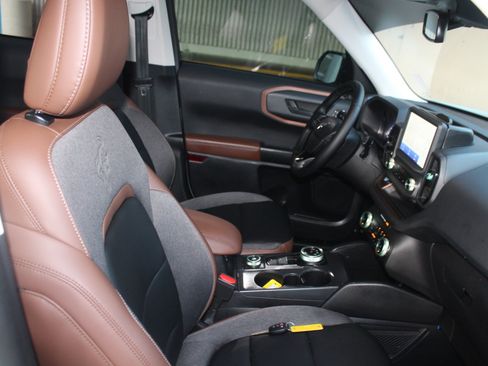 Used 2024 Ford Bronco Sport Outer Banks AWD/4WD image 21