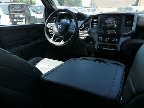 New 2024 RAM 4500 Tradesman w/ Chrome Appearance Group RWD image 20