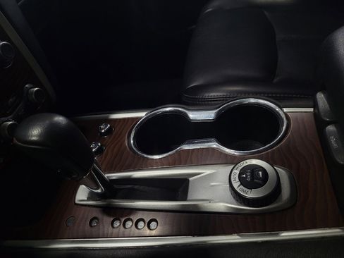 Used 2019 Nissan Pathfinder Platinum image 26