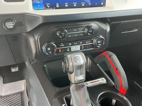 Used 2024 Ford Bronco Heritage Edition AWD/4WD image 22