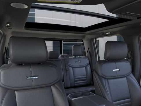 New 2026 Ford F250 Platinum w/ FX4 Off-Road Package image 24