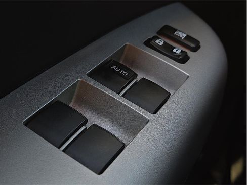 Used 2007 Toyota Tundra Limited image 12