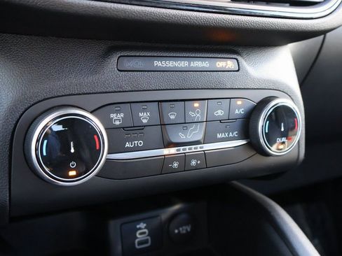 Used 2025 Ford Escape ST-Line image 36