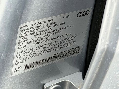 New 2025 Audi Q5 Premium Plus image 28