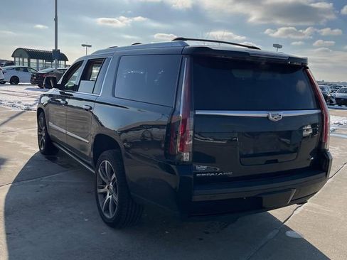 Used 2015 Cadillac Escalade ESV Premium image 6