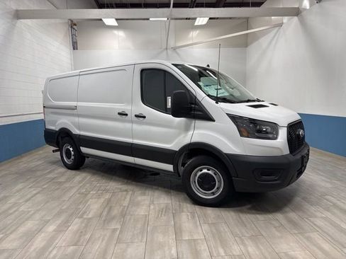 New 2025 Ford Transit 150 Low Roof image 34