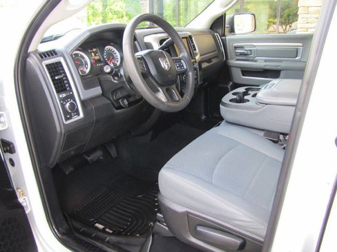 Used 2018 RAM 2500 SLT image 13
