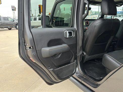 Used 2021 Jeep Gladiator Overland w/ Popular Equipment Package AWD/4WD image 66