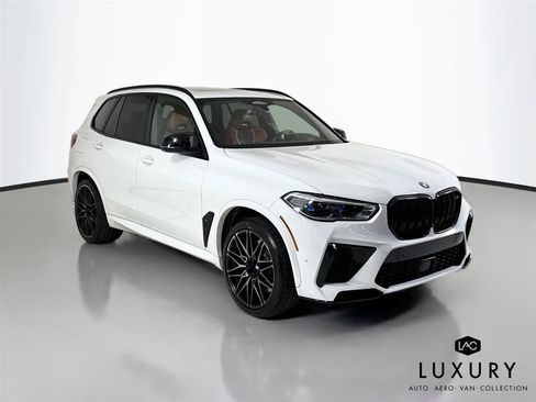 Used 2021 BMW X5 M w/ Competition Package AWD/4WD image 3