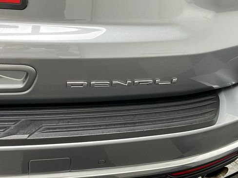 Certified 2023 GMC Yukon XL Denali AWD/4WD image 38