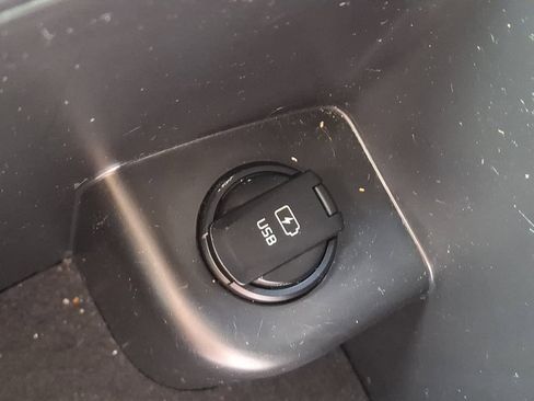 Used 2019 Kia Sorento LX w/ LX Convenience Package image 26