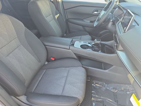 New 2026 Nissan Rogue SV w/ Cold Weather Package FWD image 10