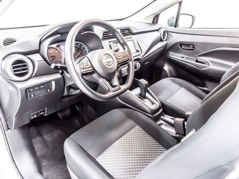 Used 2023 Nissan Versa S w/ Trunk Package image 28