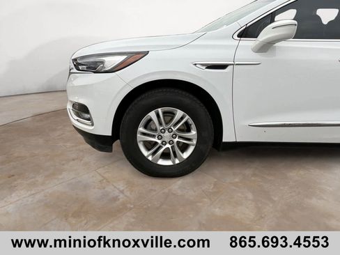 Used 2019 Buick Enclave Essence image 9