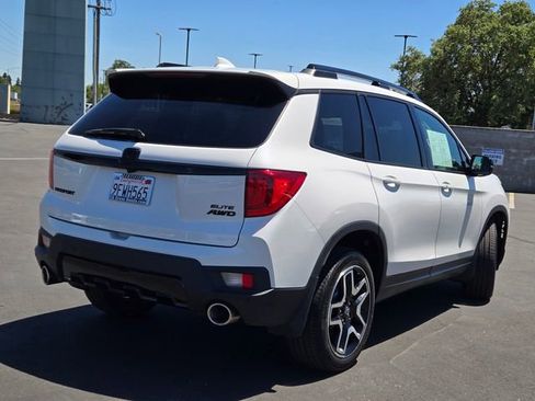 Used 2023 Honda Passport Elite image 4