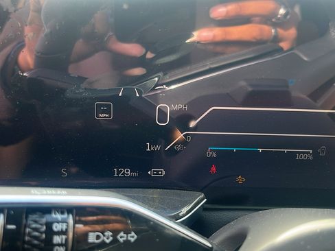 New 2025 Cadillac Escalade IQ Luxury 2 image 34