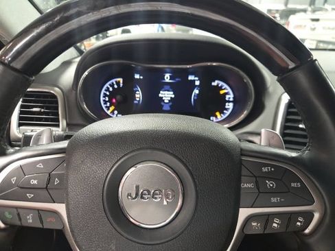 Used 2017 Jeep Grand Cherokee Summit AWD/4WD image 16