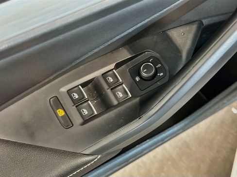 Used 2025 Volkswagen Jetta S FWD image 20