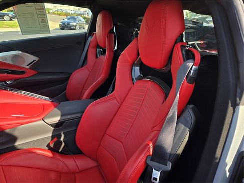 Used 2021 Chevrolet Corvette Stingray Preferred Cpe w/ Z51 Performance Package image 12