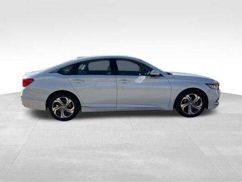 Used 2018 Honda Accord EX-L image 9