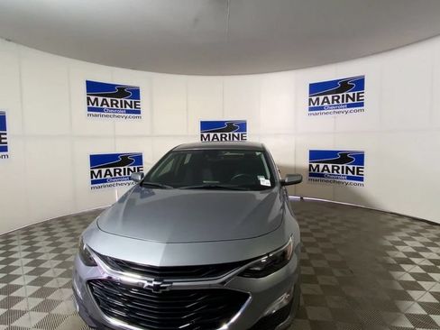 Used 2024 Chevrolet Malibu RS FWD image 5