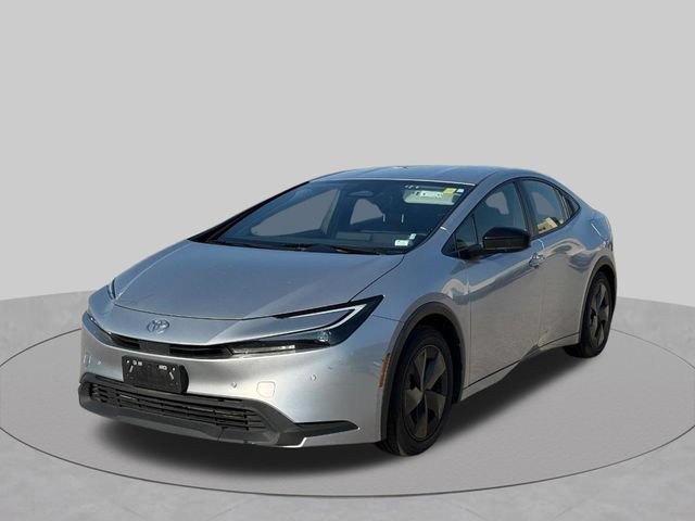 Used 2023 Toyota Prius LE FWD image 9