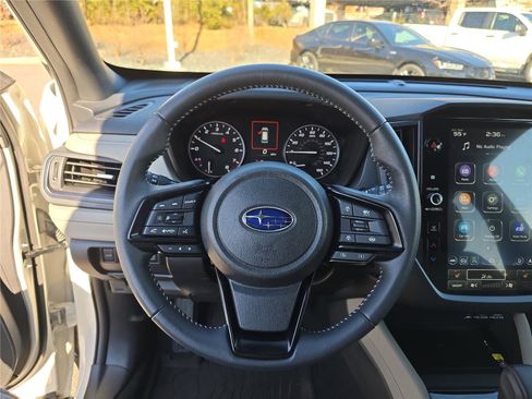 Used 2025 Subaru Forester Premium w/ Convenience Package #1 image 30