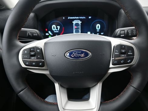 New 2026 Ford Explorer Active w/ Active Comfort Package image 20