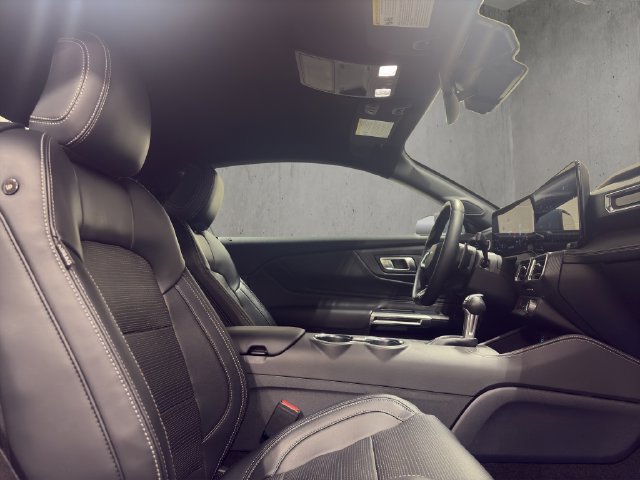 Used 2025 Ford Mustang GT Premium RWD image 20