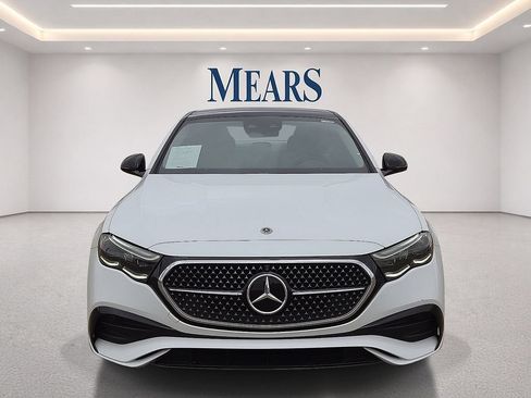 Used 2024 Mercedes-Benz E 350 4MATIC Sedan image 8