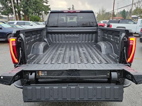 New 2026 GMC Sierra 2500 Denali w/ Denali Reserve Package image 13