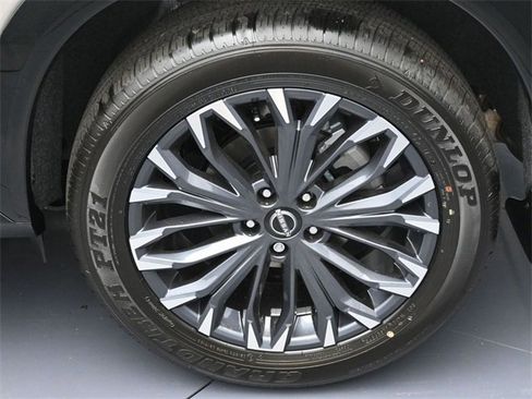 New 2025 Nissan Rogue Platinum w/ Platinum Premium Package image 8