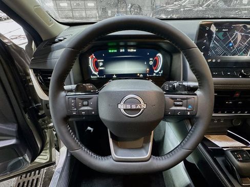 New 2026 Nissan Rogue Platinum w/ Platinum Premium Package image 9