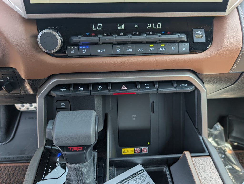 New 2026 Toyota Tundra 1794 Edition w/ TRD Off-Road Package AWD/4WD image 19