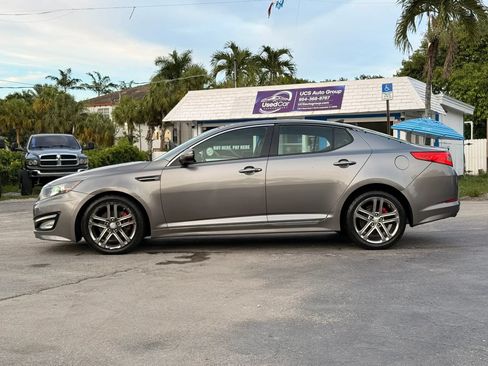 Used 2013 Kia Optima SX w/ Limited Pkg FWD image 4