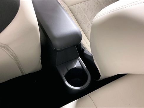 Certified 2026 MINI Cooper 2-Door Hardtop FWD image 33