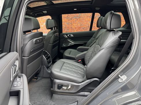 New 2027 BMW X7 xDrive40i w/ Executive Package AWD/4WD image 24