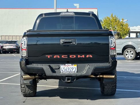 Used 2019 Toyota Tacoma TRD Pro image 8