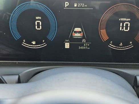 Used 2025 Hyundai Tucson SEL image 12