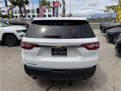 Used 2020 Chevrolet Traverse LS FWD image 12
