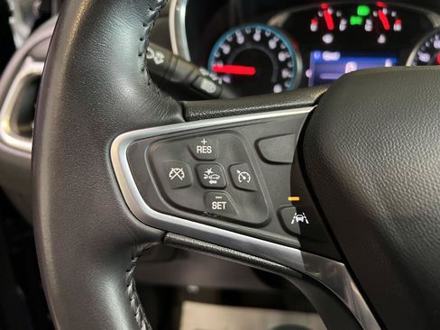 Used 2022 Chevrolet Equinox LT AWD/4WD image 14