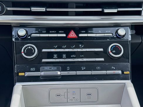 New 2027 Hyundai Santa Fe SE FWD image 12