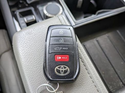 Used 2023 Toyota Tundra Limited w/ TRD Off-Road Package AWD/4WD image 32