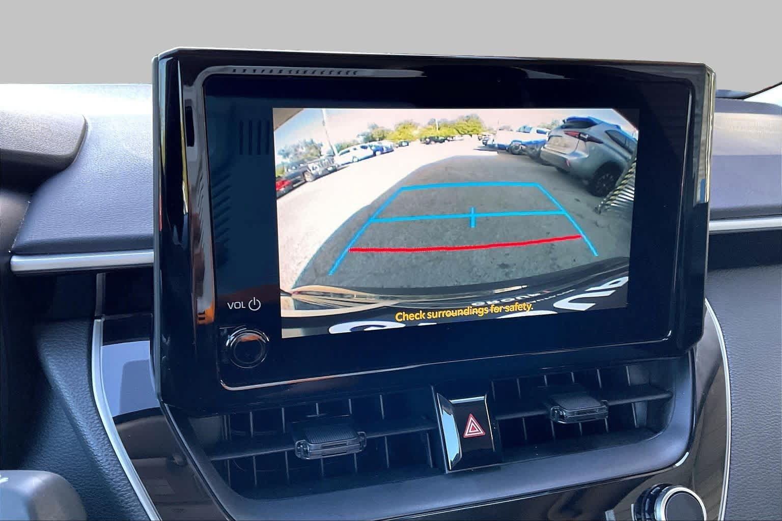 Used 2025 Toyota Corolla LE FWD image 27