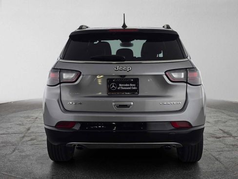 Used 2023 Jeep Compass Limited w/ Elite Group AWD/4WD image 4